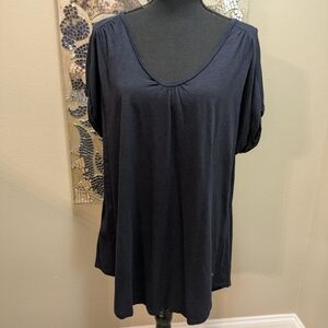 Eddie Bauer Navy Scoop Neck Short Sleeve Top